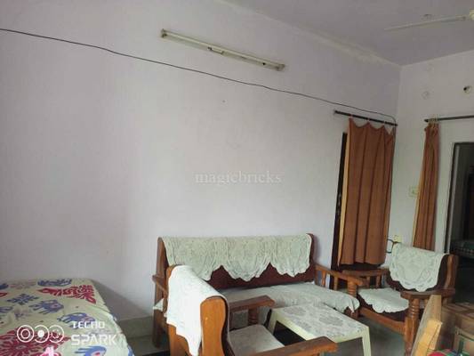 Bed in a 2 Bhk apartment Sector 4 Malviya nagar - Co-ed hostel in Jaipur