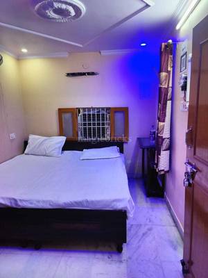 Bed in a 5 Bhk apartment Sodala - Bathroom