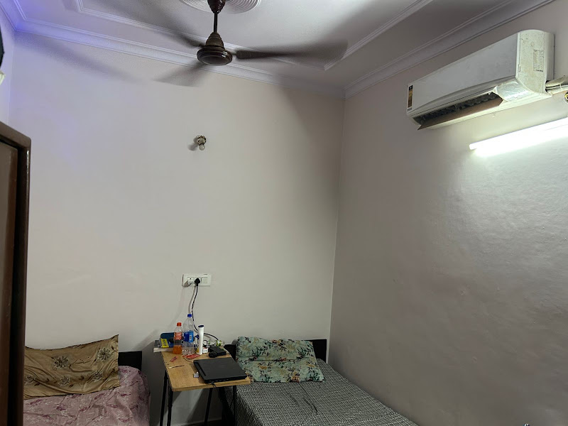 Boys PG in malviya nagar - Boys hostel in Delhi