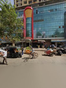 GetSetHome PG In Lokhandwala, Andheri West - Building entrance