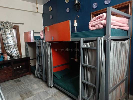 J Startup House PG C-Scheme - Room interior