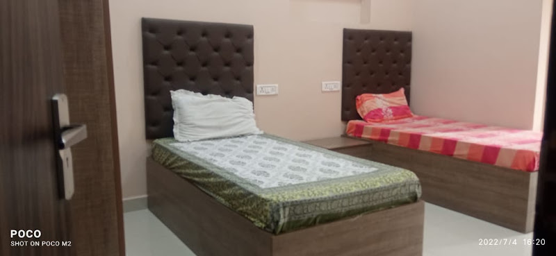 Kiara Girls PG - Girls hostel in Delhi