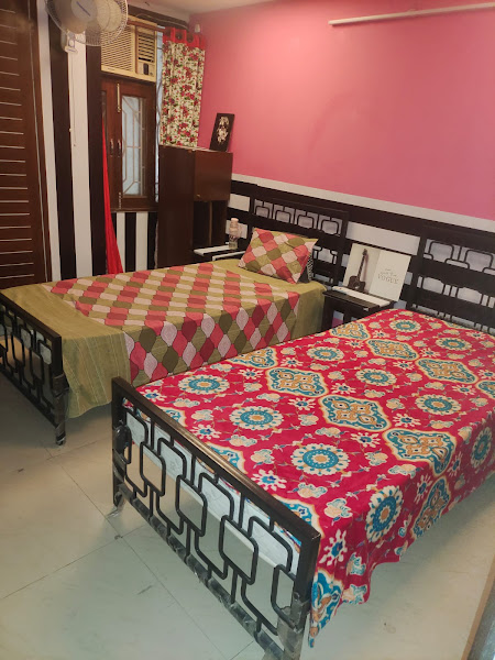 Om Girls hostel PG Vasant kunj - Girls hostel in Delhi