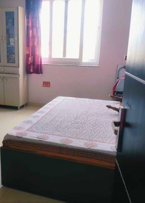 Room/Bed in a 2 Bhk apartment Parivahan Nagar - Girls hostel in Jaipur