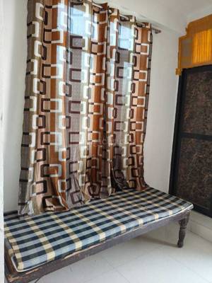 Room/Bed in a 5 Bhk apartment Agarwal Farm - Room interior