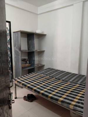 Room/Bed in a 5 Bhk apartment Agarwal Farm - Facilities