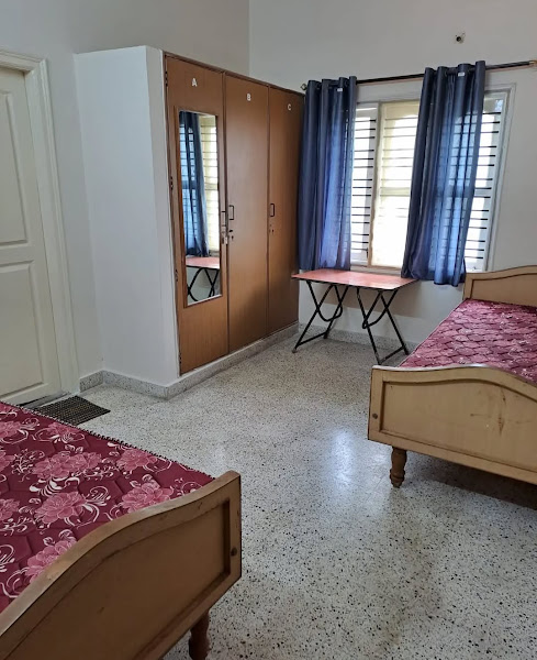 Royal Next Luxury Ladies PG - Girls hostel in Bangalore