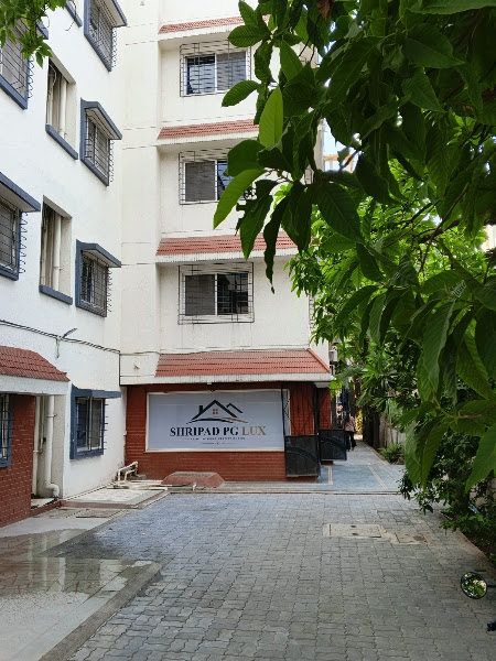 Shripad Pg Lux - Co-ed hostel in Pune