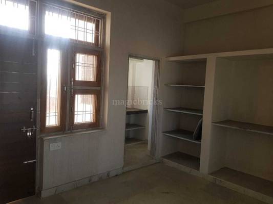 Single Room in a 1 Bhk apartment Ashok Vihar Vistar - Co-ed hostel in Jaipur
