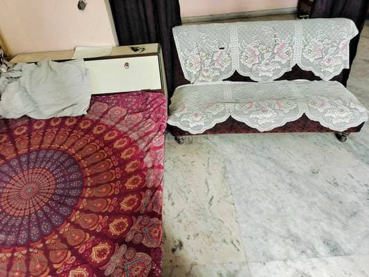 Single Room in a 2 Bhk apartment Bani Park - Girls hostel in Jaipur