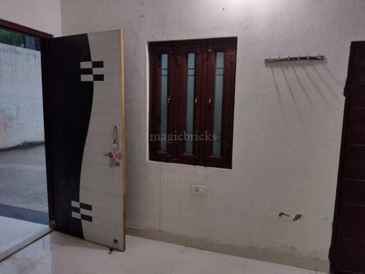 Single Room in a 2 Bhk apartment Sodala - Facilities