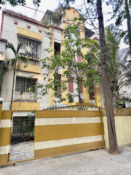Small lily PG for Girls - Girls hostel in Pune