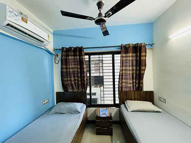 Tenanto - PG in Dadar - Co-ed hostel in Mumbai