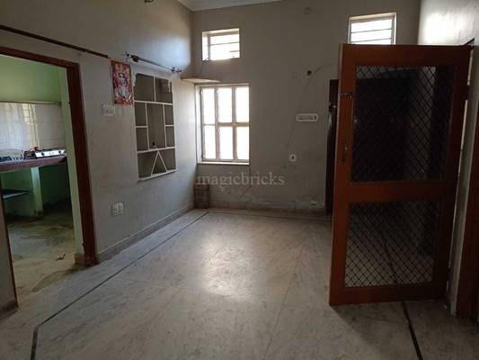 Bed in a 1 Bhk apartment Khatipura - Common area