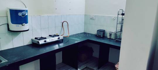 Bed in a 2 Bhk apartment Jawahar Nagar - Building entrance