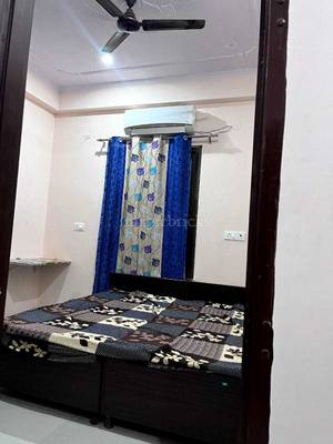 Pride Girls PG Lal Kothi Scheme - Building entrance